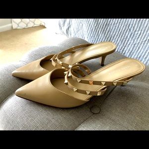 Marc Fischer nude kitten heel slide on with silver studs. Size 9.5